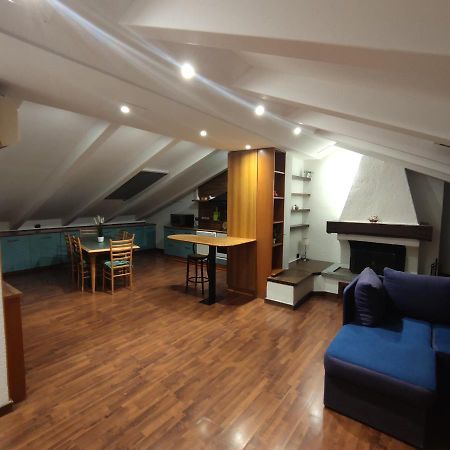 Loft Mansardato Monza Eksteriør bilde